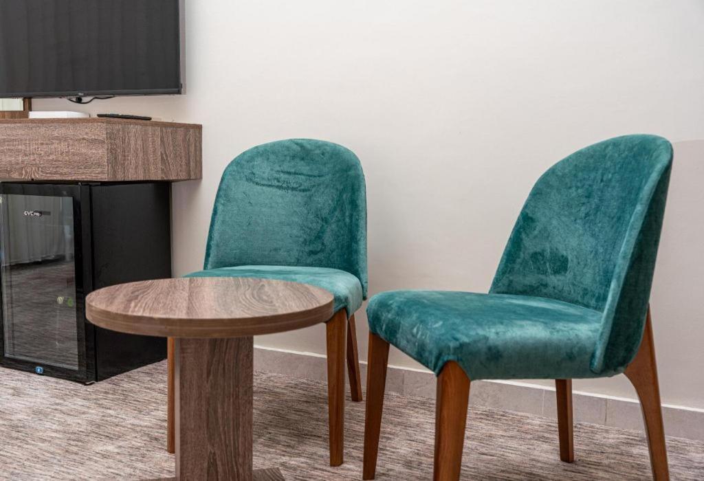 Platinum The First Hotel Медина Екстериор снимка
