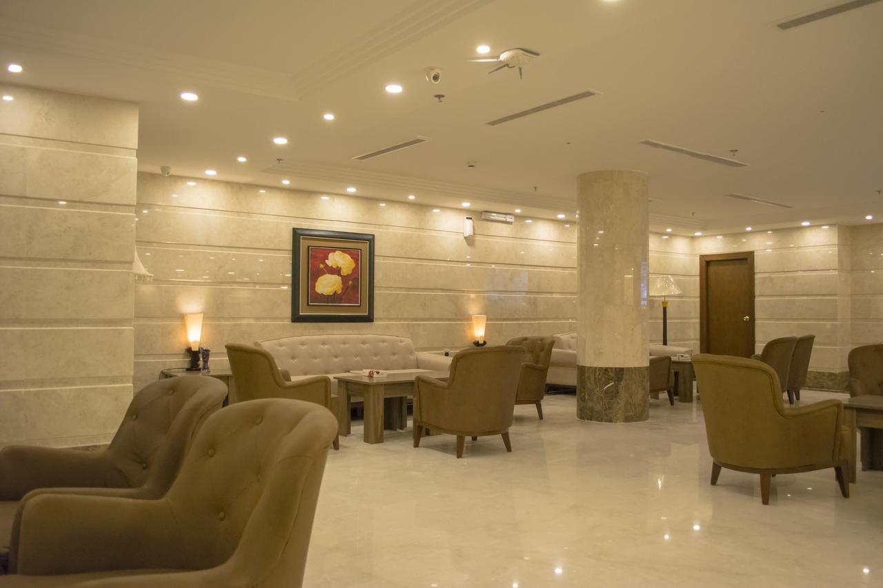 Platinum The First Hotel Медина Екстериор снимка