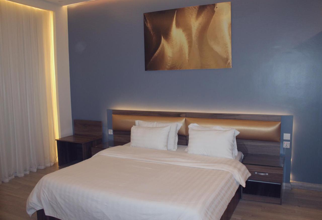 Platinum The First Hotel Медина Екстериор снимка