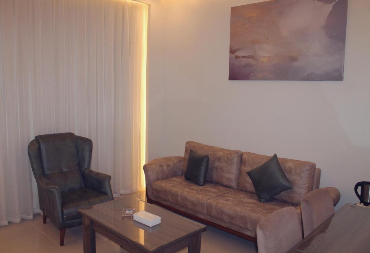 Platinum The First Hotel Медина Екстериор снимка
